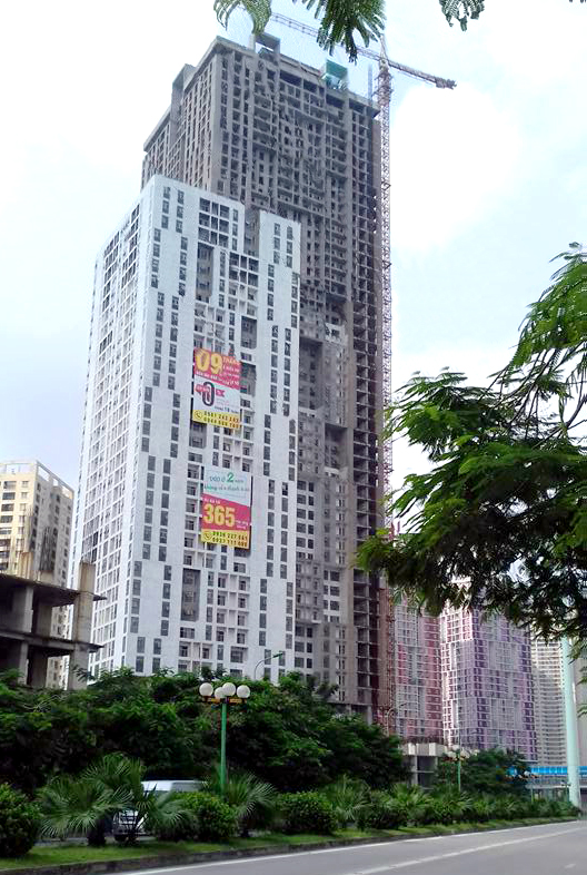 hpc landmark tower 105 chinh sach sieu khung thang ngau 1